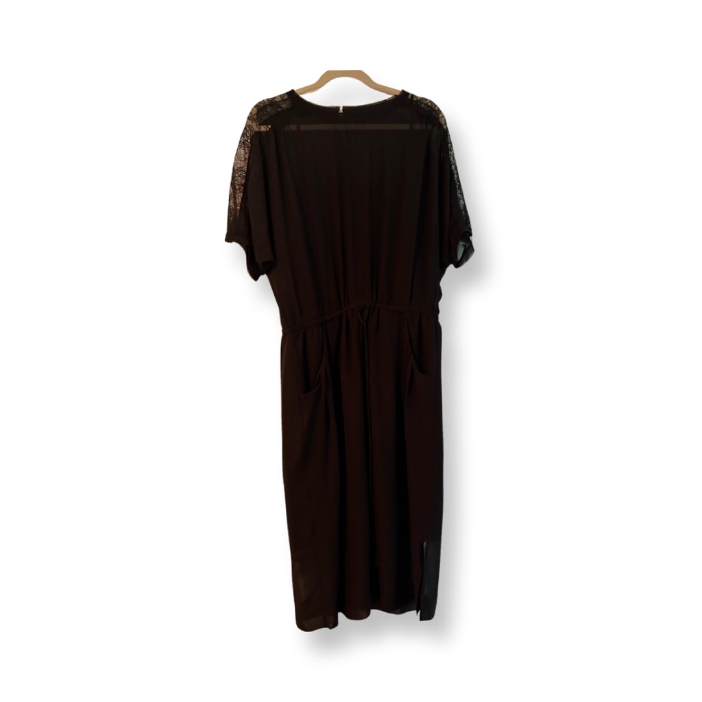 Nwt Cynthia Steffe Black Midi Dress